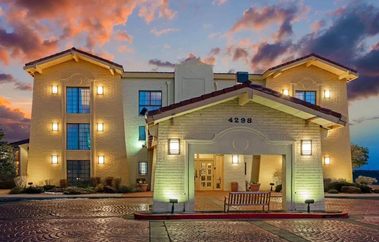 La Quinta Inn By Wyndham Santa Fe Buitenkant foto