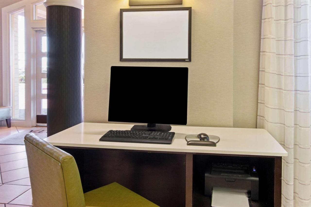 La Quinta Inn By Wyndham Santa Fe Buitenkant foto